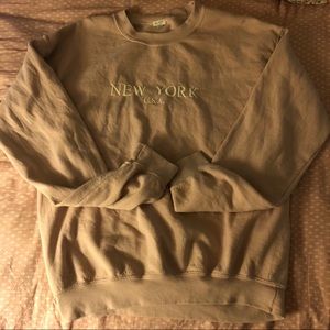 Brandy Melville Crewneck